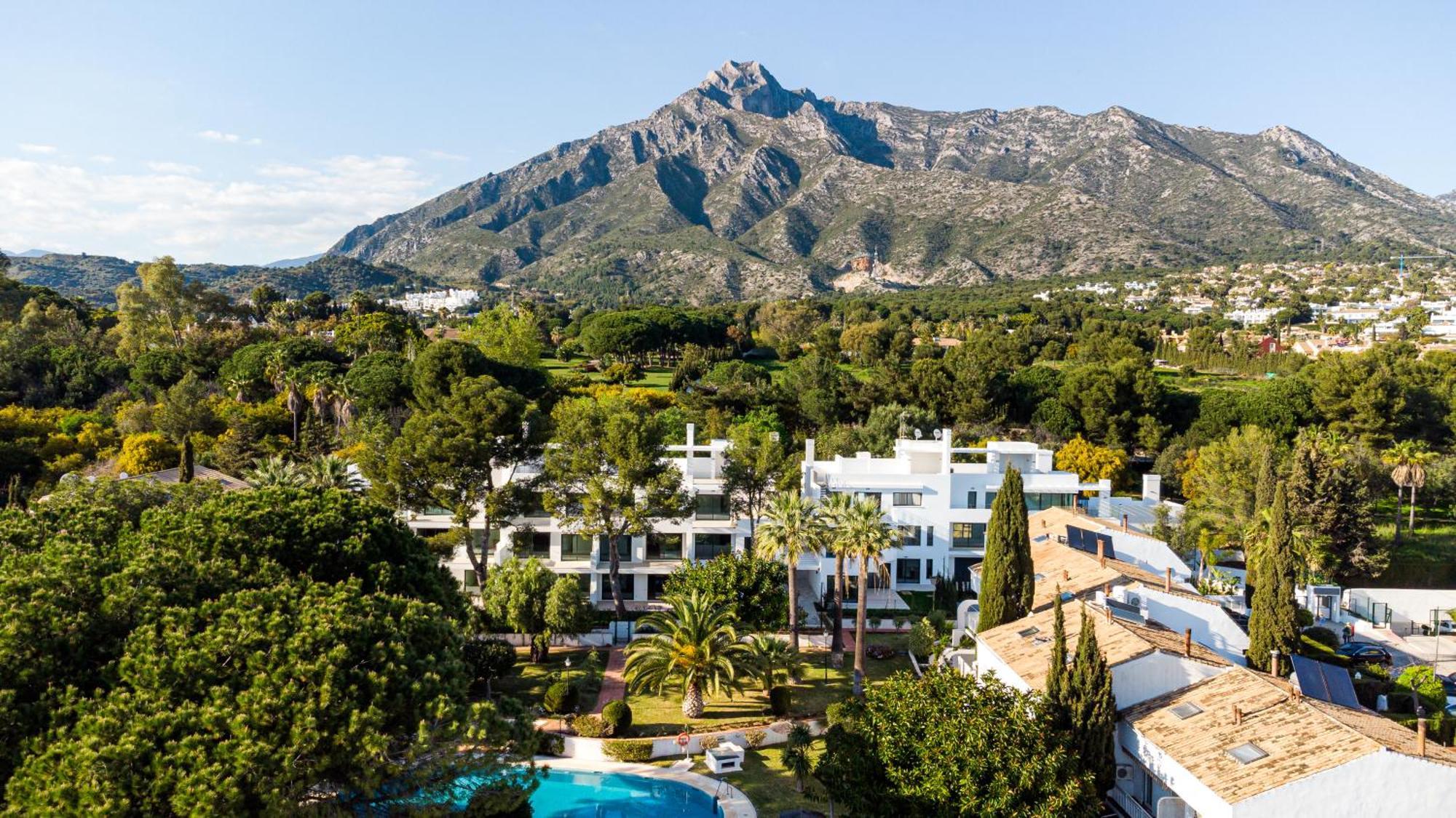 Penthouse On The Golden Mile Apartment Marbella Bagian luar foto