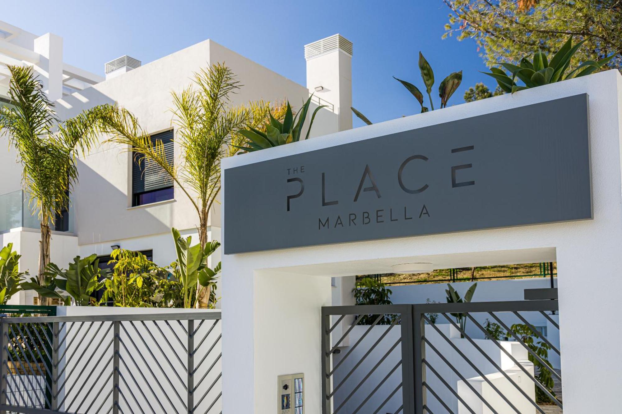 Penthouse On The Golden Mile Marbella Bagian luar foto