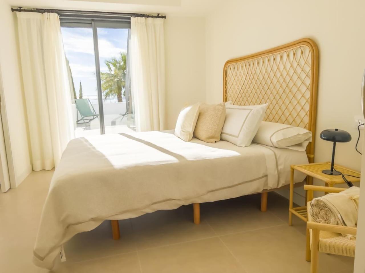 Penthouse On The Golden Mile Marbella Bagian luar foto