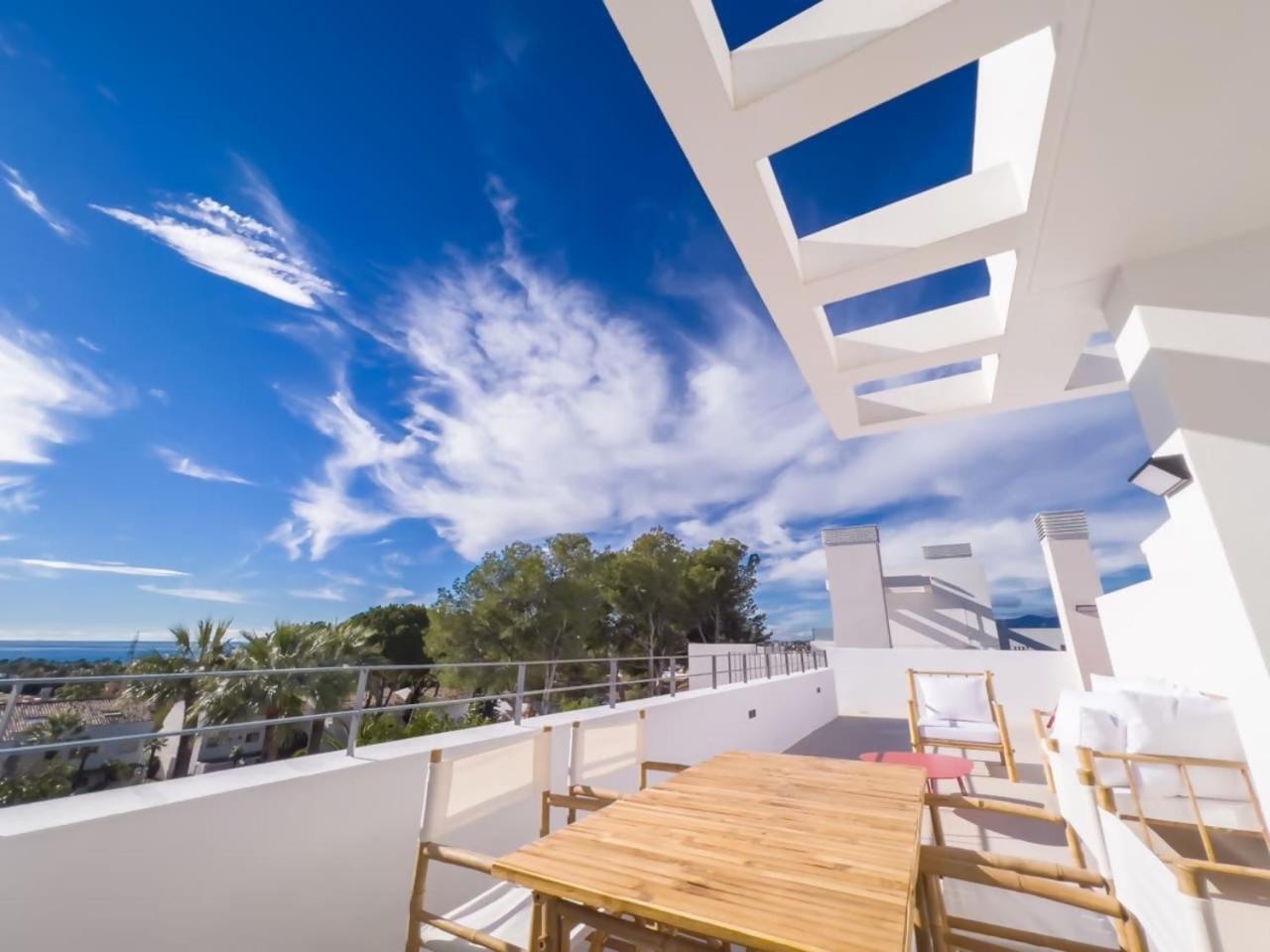 Penthouse On The Golden Mile Marbella Bagian luar foto