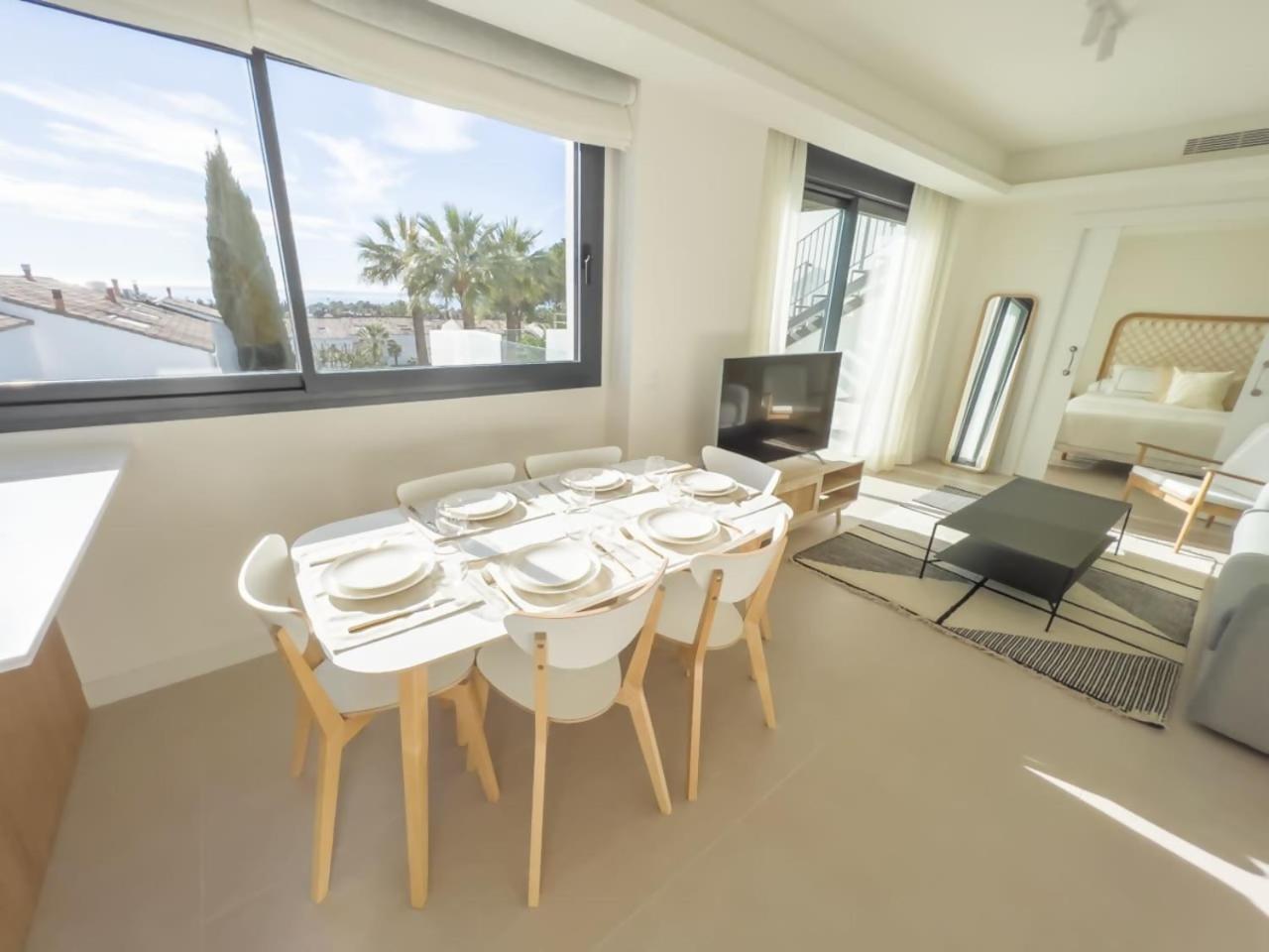 Penthouse On The Golden Mile Marbella Bagian luar foto