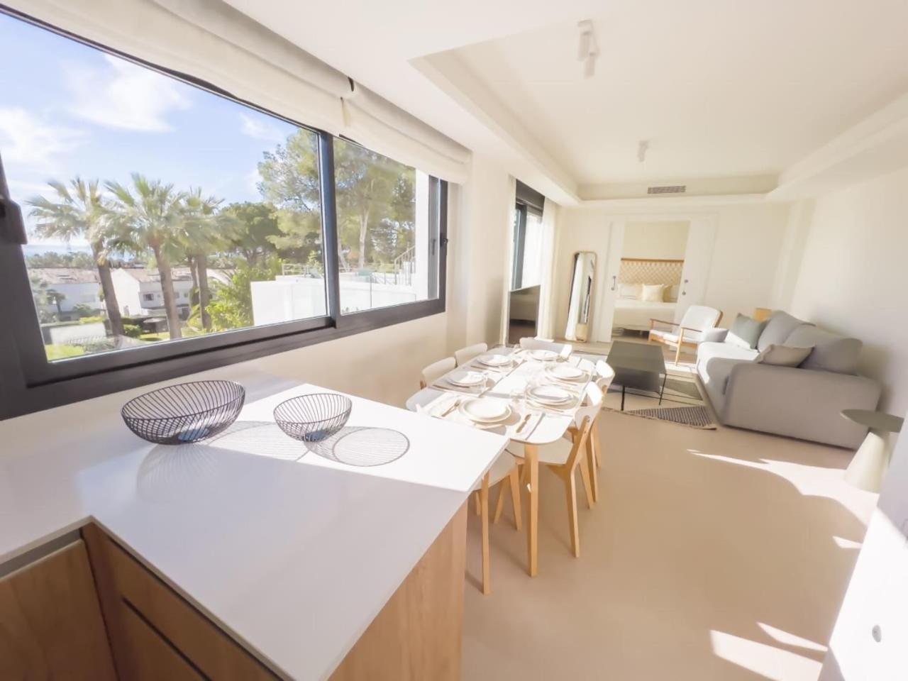 Penthouse On The Golden Mile Marbella Bagian luar foto